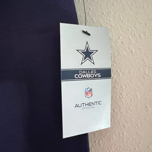 NFL Women's Dallas Cowboys Short Sleeve T-Shirt Play the Ball Bling Tee Navy - Picture 2 of 8